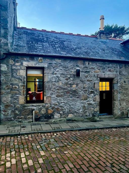 Historic Cottage In The Heart Of Old Aberdeen. Екстериор снимка